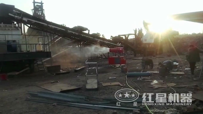 建筑垃圾移动破碎站设备生产现场实拍 建筑垃圾移动破碎站设备生产现场实拍