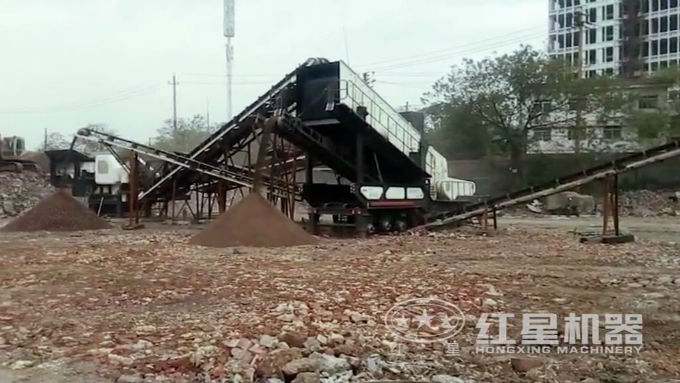 建筑垃圾移动破碎站设备生产现场实拍 建筑垃圾移动破碎站设备生产现场实拍