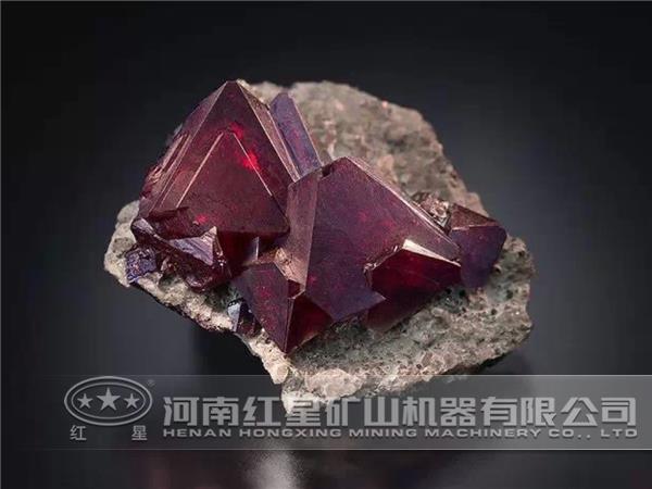 赤铜矿 赤铜矿
