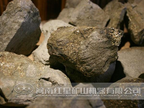 银金矿 银金矿