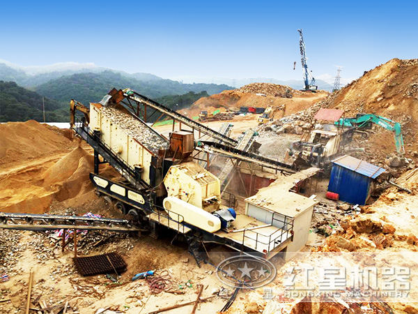 城市建筑移动垃圾破碎站生产现场 城市建筑移动垃圾破碎站生产现场