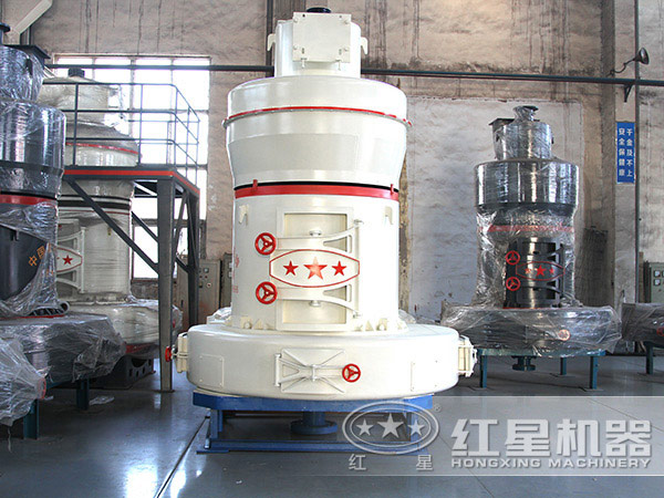 中小型雷蒙磨粉机实拍 中小型雷蒙磨粉机实拍