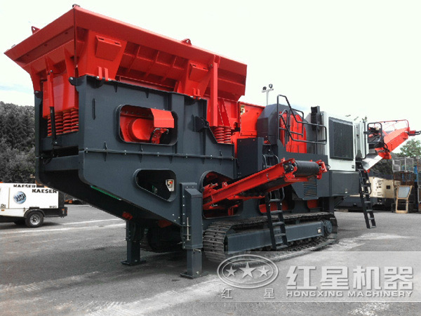 天博建筑垃圾移动破碎站实拍 天博建筑垃圾移动破碎站实拍
