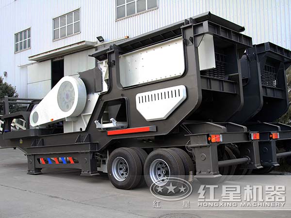 小型移动磕石机设备实拍 小型移动磕石机设备实拍