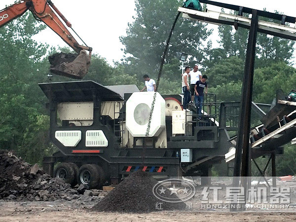 HX1149HD98轮胎鄂破移动破碎机站生产现场实拍 HX1149HD98轮胎鄂破移动破碎机站生产现场实拍