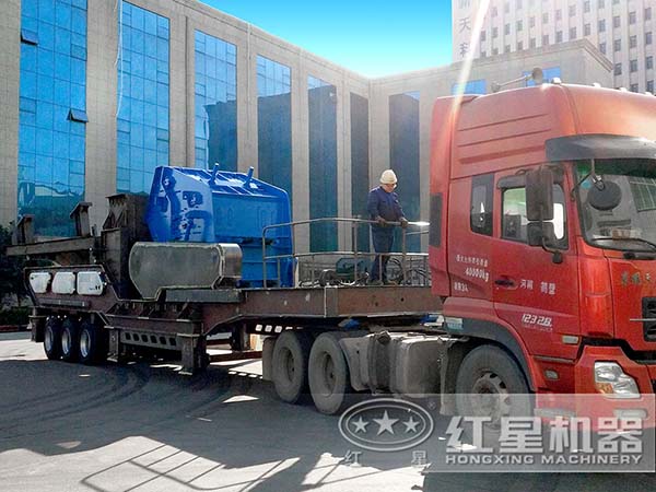 时产300吨的建筑垃圾移动破碎站发货 时产300吨的建筑垃圾移动破碎站发货