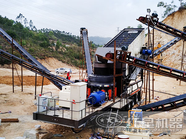 建筑垃圾移动破碎站生产现场 建筑垃圾移动破碎站生产现场