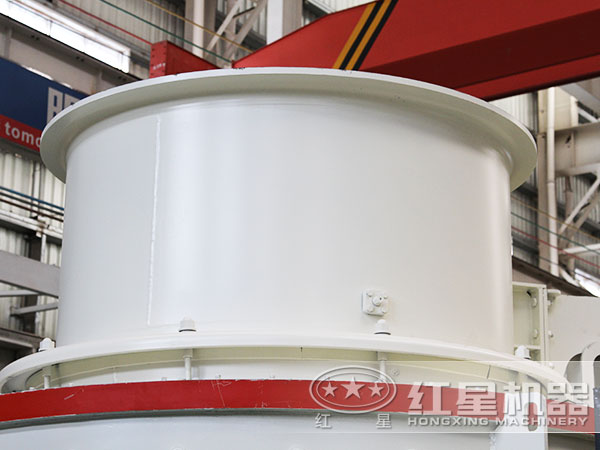 立式冲击式破碎机设备进料口实拍 立式冲击式破碎机设备进料口实拍