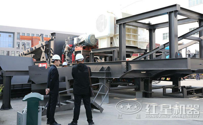 建筑垃圾破碎机用户参观天博厂区 建筑垃圾破碎机用户参观天博厂区