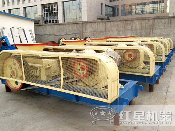 石英石对辊式破碎机厂区 石英石对辊式破碎机厂区