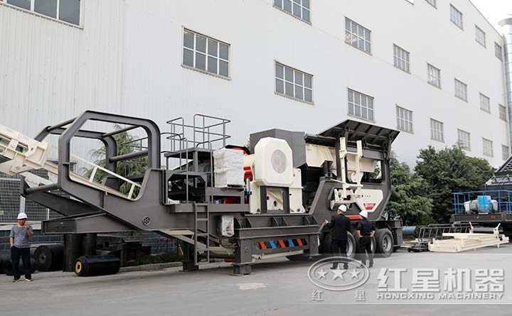 客户到厂参观可移动一体式碎沙机 客户到厂参观可移动一体式碎沙机