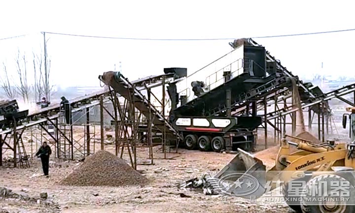建筑垃圾移动反击式破碎站设备实拍 建筑垃圾移动反击式破碎站设备实拍