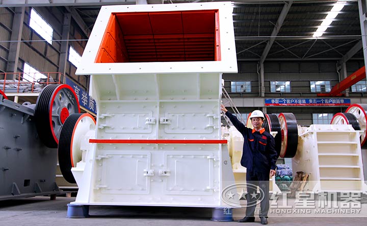 大型重锤式破碎机厂家实拍,可到厂实地参观 大型重锤式破碎机厂家实拍,可到厂实地参观