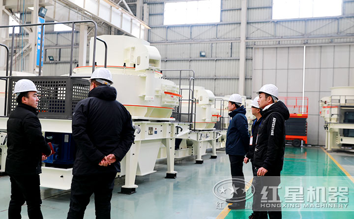 客户到厂实地考察,并进行现场技术咨询,表示很满意 客户到厂实地考察,并进行现场技术咨询,表示很满意