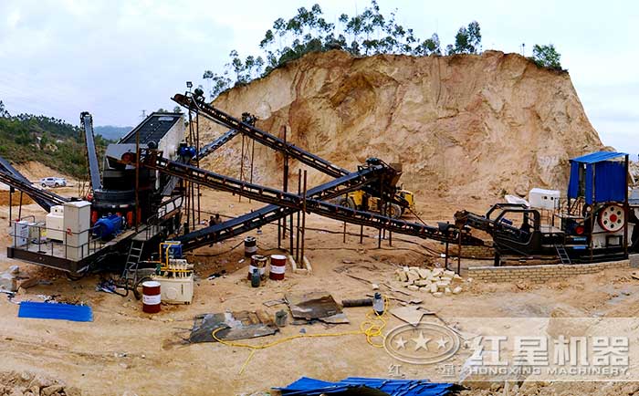 移动式破碎站工作现场 移动式破碎站工作现场