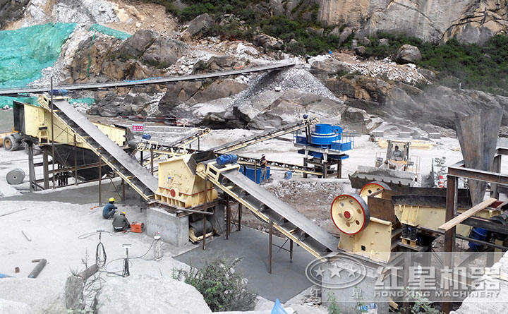 河南驻马店客户中型PE-600×900破碎机现场 河南驻马店客户中型PE-600×900破碎机现场