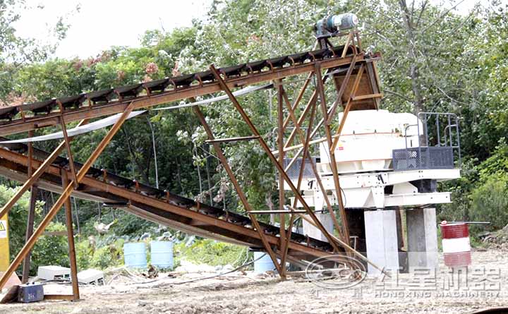 河卵石加工成沙子客户现场 河卵石加工成沙子客户现场