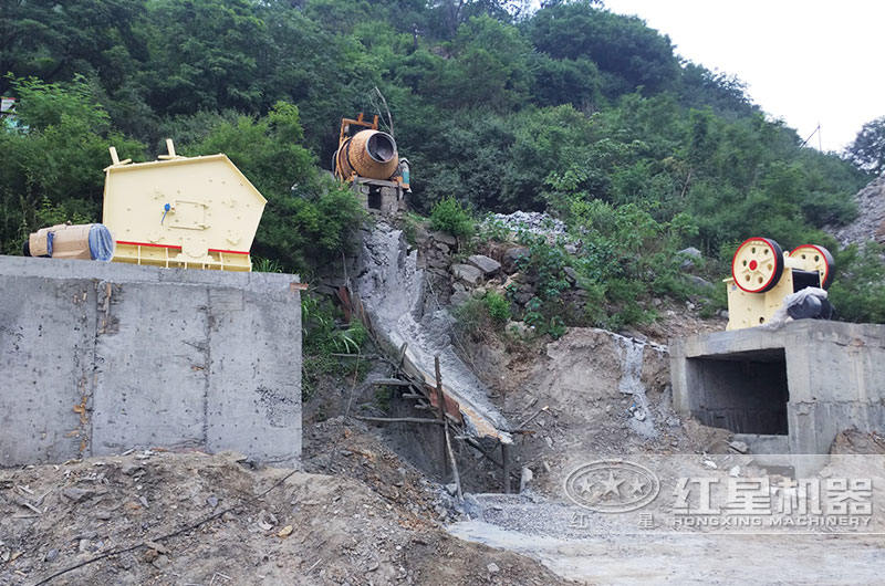 广西小型破石机安装现场 广西小型破石机安装现场