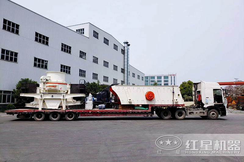 整套大型石头碎沙机发货中 整套大型石头碎沙机发货中
